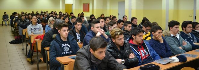 Gli studenti presenti all'incontro