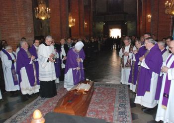 La cerimonia in chiesa