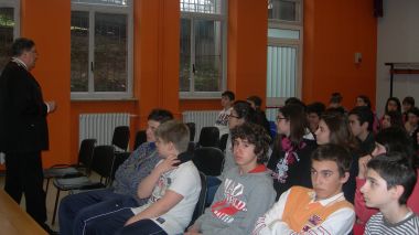 Alunni a lezione con l'esperto