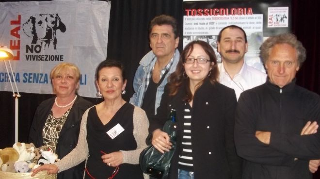 I volontari Leal con Bruno D'Andrea