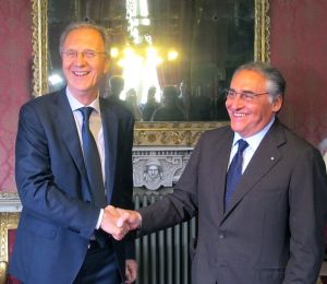 Demezzi e Bonzano dopo la firma dell'accordo