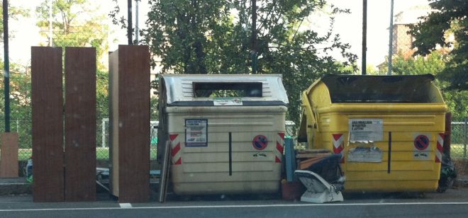 Un immagine di quello che accade in via Cabruna