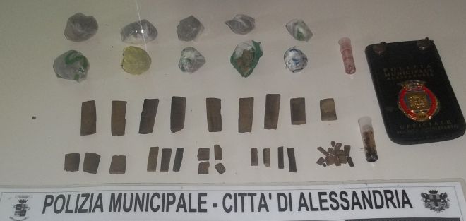 La droga sequestrata a Melis 