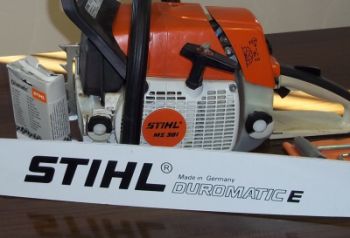 Una delle tante motoseghe irregolari sequestrate dalla Finanza di Alessandria