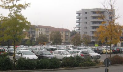 Piazza Pernigotti - I