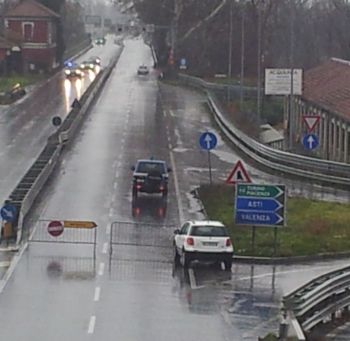 Il ponte sul Bormida chiuso