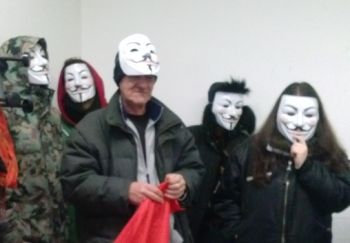 Un momento dell'occupazione alla sede del PD