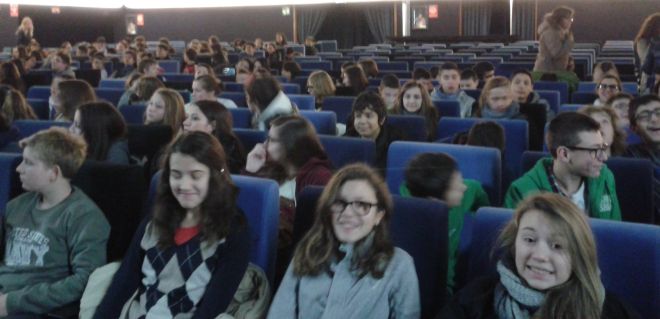 ragazzi tortonesi a teatro - L