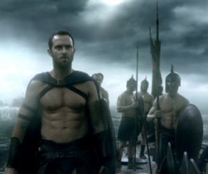 Sullival Stapleton interpreta Temistocle