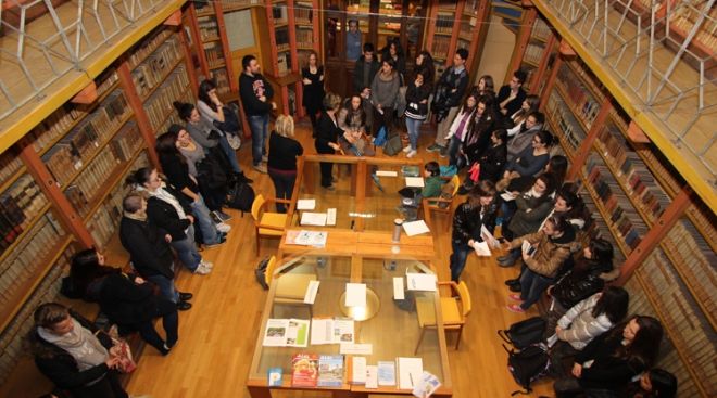 ragazzi biblioteca L