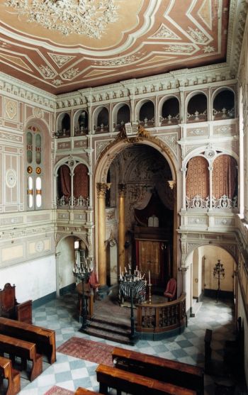 L'interno della Sinagoga di Alessandria