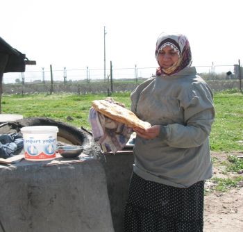 Lurdi 4 Al forno vicino al muro a Nusaybin