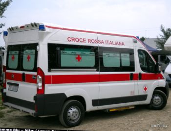 ambulanza cri - I