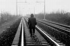 binari suicidio treno - I