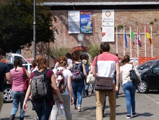 stidenti a casal e- L