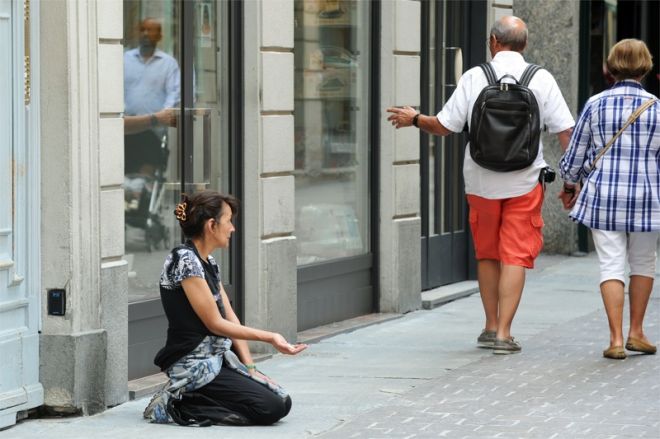 mendicanti accattoni poveri - L