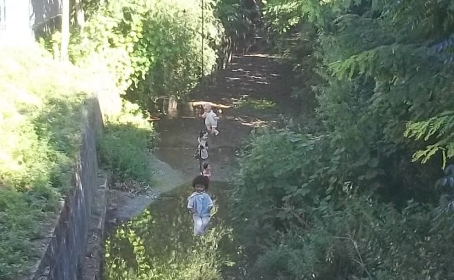 bambole impiccate - G