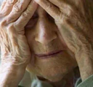 oh no, mani testa disperata - I