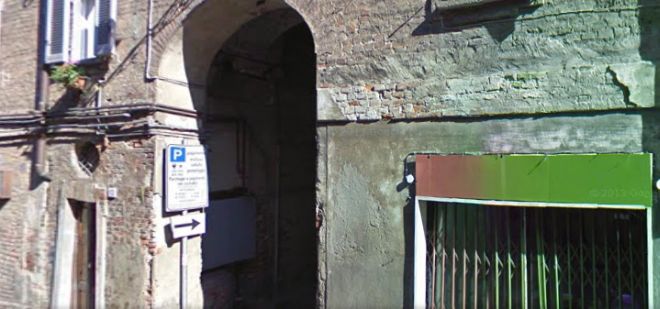 parcheggio trinità - L