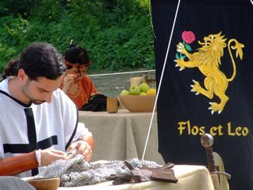 flos e leo medioevale - Q