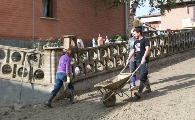 Gli spalatori lavorano duro, sia a Garbagna che a Viguzzolo, ecco le foto trovate su Facebook