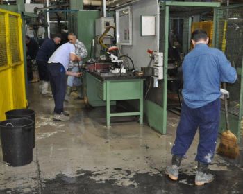 azienda invasa dall'acqua - Q