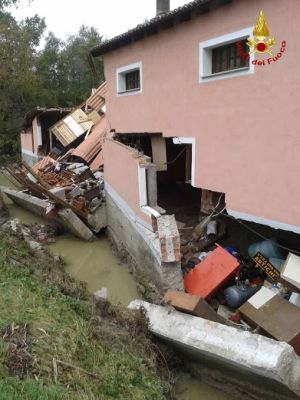 Casa distrutta ad Avolasca