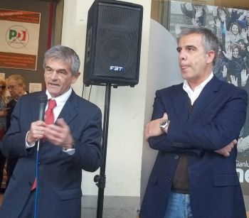 Chiamparino a Tortona: Bardone gli fa la lingua: aveva già capito come sarebbe finita? 