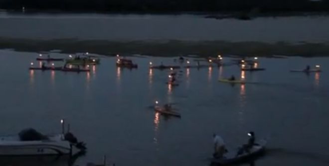 Fiaccolata sul Po - L