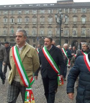 I sindaci si avviano verso Palazzo Lascaris