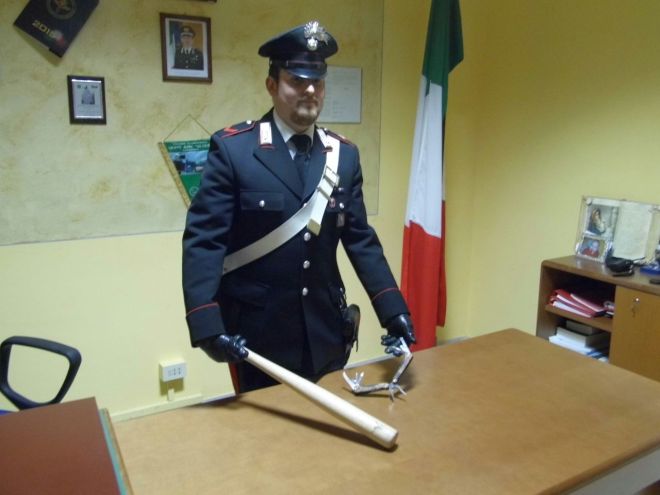 Il materiale sequestrato ai 4 giovani