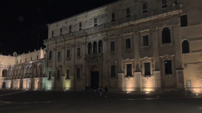 Lecce altro scorcio di piazza Duomo