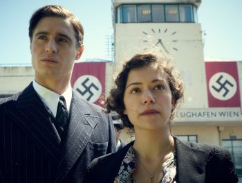 Daniel Bruhl e Tatiana Maslany in Woman in Gold