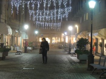 Via Carducci un pomeriggio di qualche giorno fa