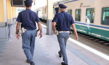 La Polizia Ferroviaria di Ventimiglia denuncia rumeno specialista della truffa e lo rispedisce in Romania