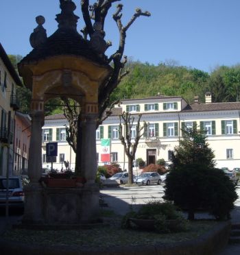 Arquata piazza municipio I