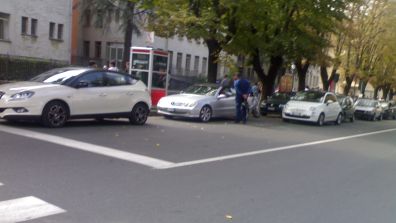 Auto doppia fila - I
