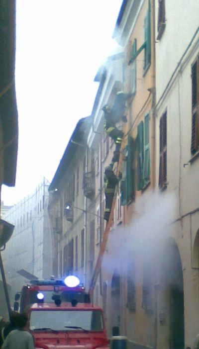 Incendio via Abba - i