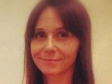 E’ morta a 42 anni la pittrice tortonese Louise Beckinsale, aveva 5 figli. I suoi quadri nel film “L’uomo perfetto”