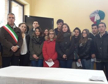Il tributo degli studenti del Marconi ai martiri del Castello