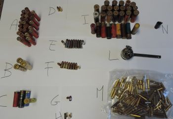 Un valenzano nascondeva in casa 161 proiettili di vario calibro, arrestato