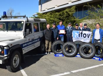 Ai volontari della Protezione civile di Alessandria donato un treno di gomme