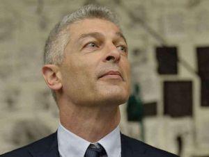 A Tortona arriva il senatore grillino Nicola Morra