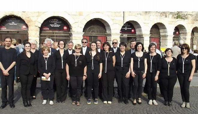 Giovedì in biblioteca il concerto della corale novese