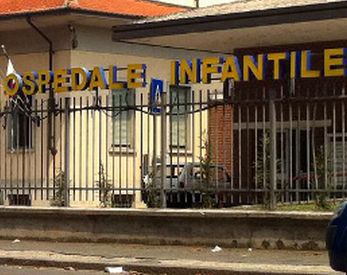 Novi Ligure, bambina di tre anni investita da un’auto e ricoverata all’ospedale infantile di Alessandria