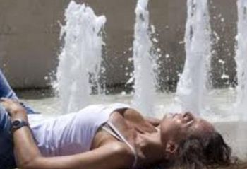 Consigli e regole della Coldiretti per combattere il super anticiclone africano, i cibi possono aiutare