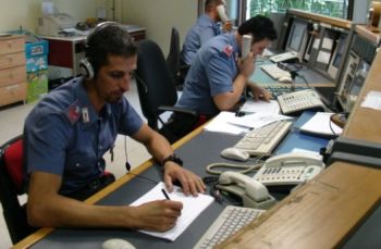 Valenza, marocchino guida senza patente e viene denunciato