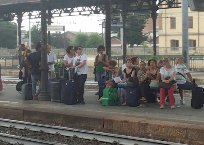 Tortona, in stazione la situazione è ritornata normale alle 8 di sera. I particolari dei guasti ai treni