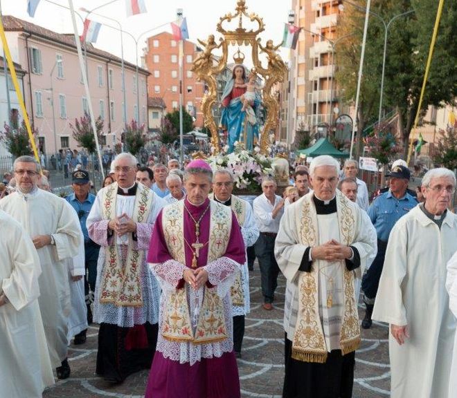 Mercoledì a Tortona c’è la Festa della Madonna della Guardia con fuochi e bancarelle