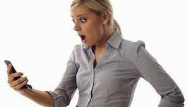 L’Agenzia delle Entrate avvisa: “Fate attenzione alle truffe con gli SMS”